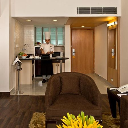 Red Fox By Lemon Tree Hotels, Bhiwadi Екстер'єр фото