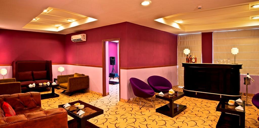 Red Fox By Lemon Tree Hotels, Bhiwadi Екстер'єр фото