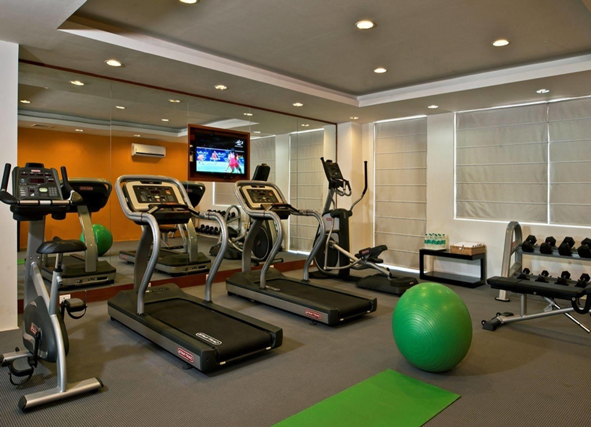 Red Fox By Lemon Tree Hotels, Bhiwadi Екстер'єр фото