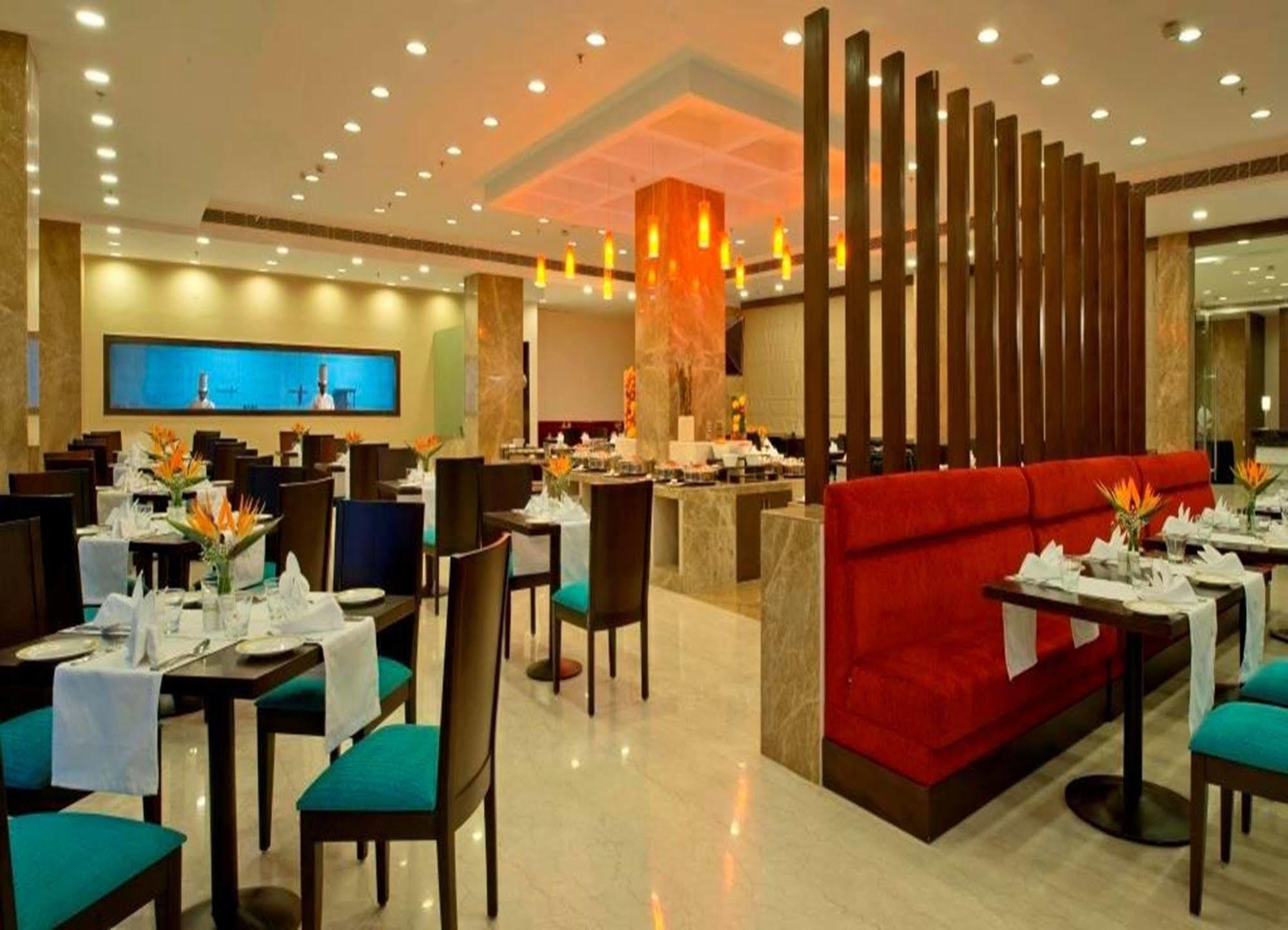 Red Fox By Lemon Tree Hotels, Bhiwadi Екстер'єр фото